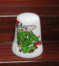 BONE CHINA THIMBLE COLLECTION - GNOMO - CORNWALL comprar usado  Enviando para Brazil
