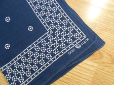 Antigo BAÚ DE ELEFANTE AZUL MARINHO ANTIGO Algodão EUA BANDANA DE MOTOCICLISTA Hanky 17" comprar usado  Enviando para Brazil