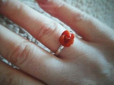 Anello con rosa usato  Italia