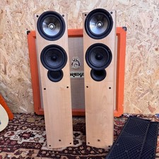 Matched pair kef d'occasion  Expédié en Belgium