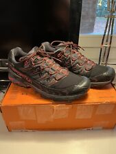 Scarpe sportiva ultra usato  Vo