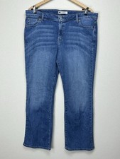 Levi womens 590 for sale  Basile
