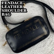 Usado, Bolsa de ombro Fender Che couro 2 vias logotipo em relevo zíper usada comprar usado  Enviando para Brazil