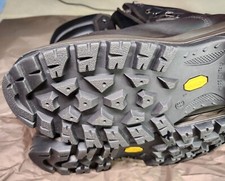 Grisport scarpone trekking usato  Strembo