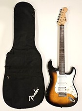 Guitarra elétrica Squire Fender Bullet Strat HSS Sunburst e bolsa gig 2014 comprar usado  Enviando para Brazil