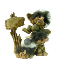 Vecchia statuina troll usato  Cremona