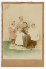 Retrato estranhamente colorido com instruções de coloração na parte de trás * Cartão de gabinete comprar usado  Enviando para Brazil