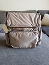 Mochila Staya Bolsa de Fraldas para Bebê Grande Taupe - NOVA EM FOLHA - Leia comprar usado Mochila Staya Bolsa de Fraldas para Bebê Grande Taupe - NOVA EM FOLHA - Leia comprar usado  Enviando para Brazil