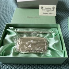 Novo Conjunto de Pente e Pincel Vintage Império Prata Heranças de Bebê Esterlina comprar usado  Enviando para Brazil