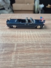 Limousine 100 lincoln d'occasion  Val-de-Saâne
