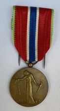 Military decoration medal d'occasion  Expédié en Belgium