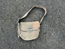 Sac bandoulière kaki d'occasion  Montendre