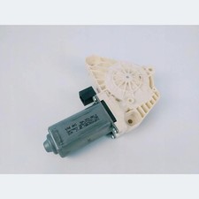Używany, Volkswagen PASSAT 2005 silnik podnośnika szyby drzwi przednie 5Q4959802B OMC10097 na sprzedaż  PL