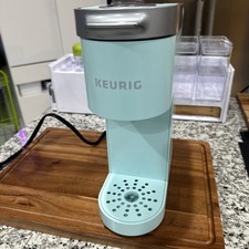 Usado, Cafeteira Keurig K-Mini dose única K-Cup Pod - Oasis retrô azul-petróleo comprar usado  Enviando para Brazil