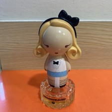 Decoração colecionável boneca Harajuku Lovers Love perfume 1/2 garrafa comprar usado  Enviando para Brazil