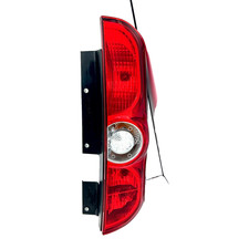 Fanale posteriore destro usato Fanale posteriore destro usato  Desio