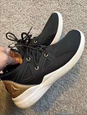 Reebok tennis shoes for sale  Sellersburg