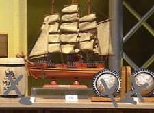 Models hoff holz gebraucht kaufen Models hoff holz gebraucht kaufen  Speicher