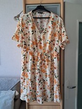 Robe neuve taille d'occasion  Verneuil-l'Étang