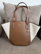 Bolsa tote Michael Kors marrom marfim logotipo MK H21cm × W30-22,5cm × D11cm comprar usado  Enviando para Brazil