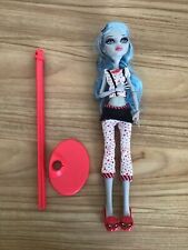 Muñeca Monster High Dead Tired Ghoulia Yelps 2010 con soporte segunda mano  Embacar hacia Argentina