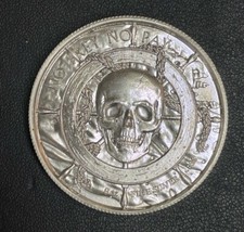 Skull & Pirate Ship Storm "No Prey No Pay" 2ozt. .999 Rodada de Prata por Elemental comprar usado  Enviando para Brazil