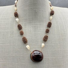 shell necklaces seed for sale  Charleston