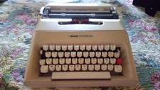 Macchina scrivere olivetti usato  Roncoferraro