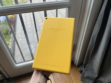 Kindle fire yellow for sale  LONDON