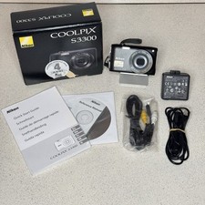 Nikon coolpix s3300 usato  Grottaglie