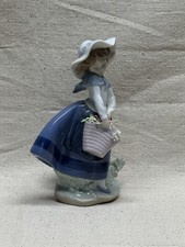 Lladro 522 girl for sale  Simsbury