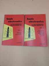 Basic Electronics, Vol 5 and 6 - Paperback By Valkenburgh, Van - GOOD segunda mano  Embacar hacia Argentina