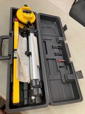 Kit de instrumentos de nivelamento profissional nível laser com tripé e estojo de transporte comprar usado Kit de instrumentos de nivelamento profissional nível laser com tripé e estojo de transporte comprar usado  Enviando para Brazil