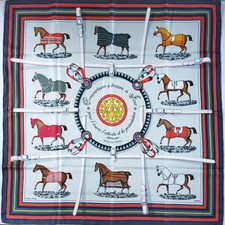 Hermes silk scarf d'occasion  Expédié en Belgium