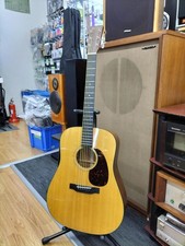 Chitarra acustica martin usato  Spedire a Italy