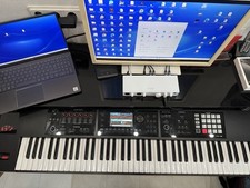 Roland workstation den gebraucht kaufen  Saarbrücken