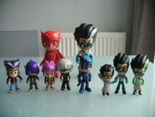 Masks figures bundle for sale  STAFFORD