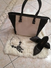 Borsa bianca nera usato  Avella