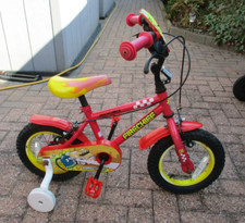 Kids bike apollo for sale  BEDFORD
