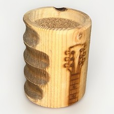 Usado, Escolha de guitarra bem projetada Koozie Grip It madeira colecionável músico gravado comprar usado  Enviando para Brazil