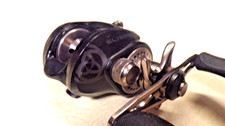 Usado, MOLINETE DE PESCA QUÂNTICO - KVD SMO SL150SPT - 8 ROLAMENTOS DE ESFERAS - LIMPO E FUNCIONA MUITO BEM comprar usado  Enviando para Brazil