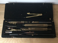 Ancienne boite compas d'occasion  Confolens