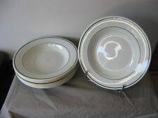Lot assiettes creuses d'occasion  Lorgues