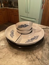 Conjunto Pfaltzgraff Yorktowne Lazy Susan lados e 2 tigelas centrais base giratória vintage, usado comprar usado  Enviando para Brazil