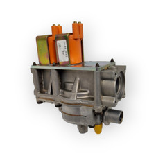 Junkers 8722986110 gas d'occasion  Expédié en Belgium