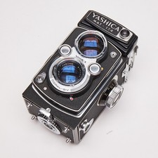 Vintage yashica mat for sale  Richmond