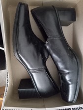 Highlights women shoes for sale  San Bernardino