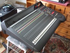 Mackie d8b hdr for sale  OKEHAMPTON