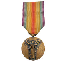 R11 médaille militaire d'occasion  Saint-Jean-en-Royans