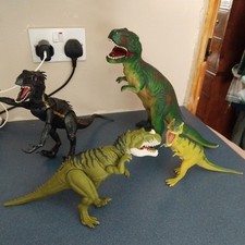 Dinosaur toys bundle for sale  BEDFORD